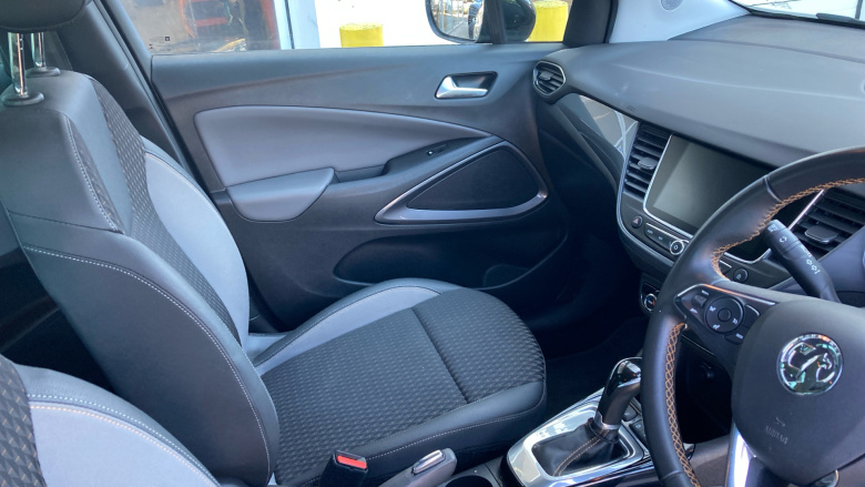 Vauxhall Crossland X 1.2T [130] Elite Nav 5dr [Start Stop] Auto Petrol Hatchback